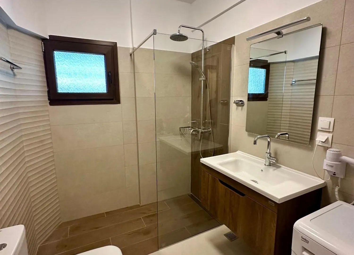 לריסוס Dili Apartments יוון